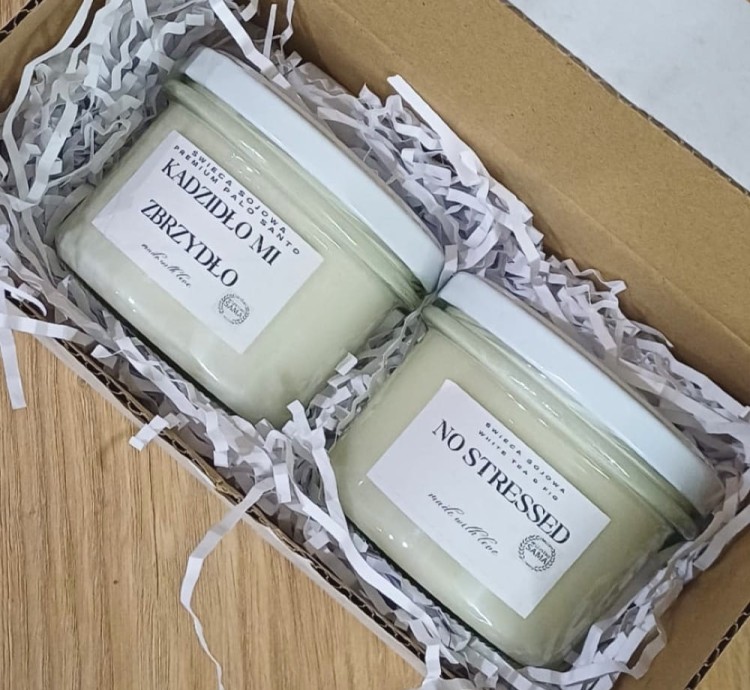 zestaw-swiec-sojowych-w-sloikach-kadzidlo-mi-zbrzydlo-i-no-stressed.jpg