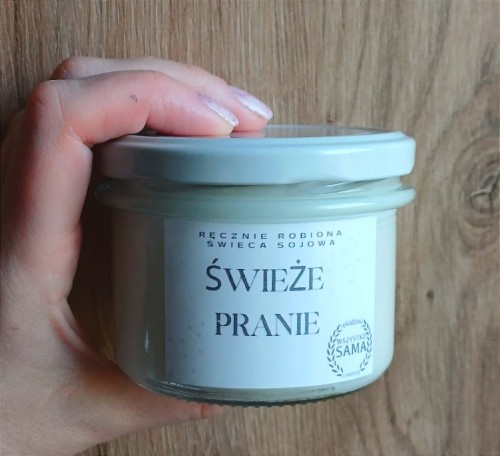 swieca-sojowa-w-sloiku-swieze-pranie.jpg