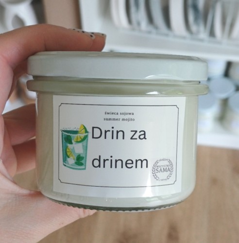 swieca-sojowa-w-sloiku-235ml-o-zapachu-drinka-mojito.jpg