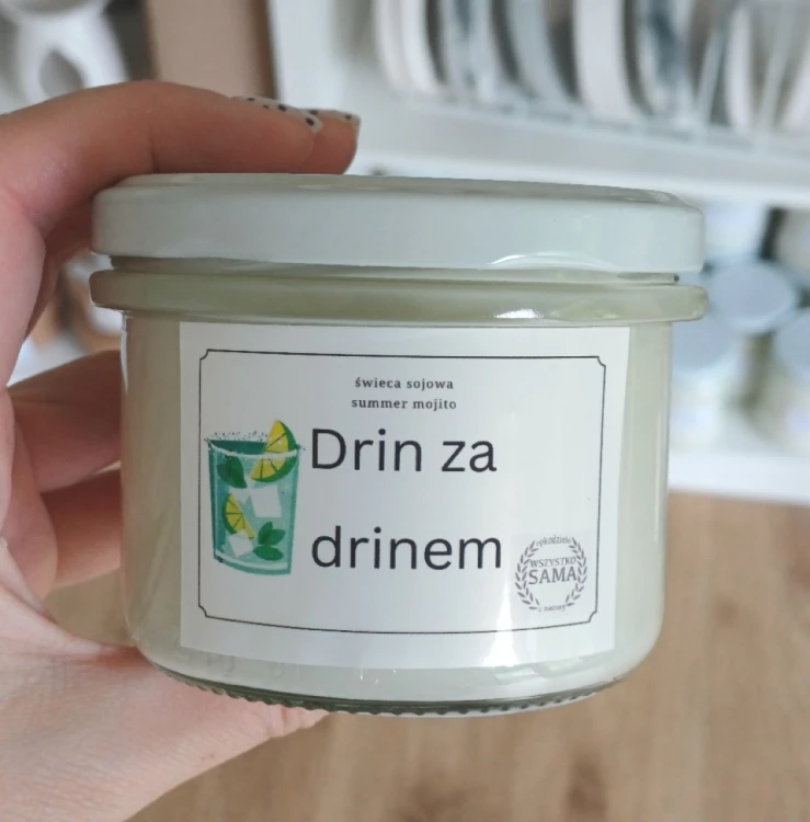 swieca-sojowa-w-sloiku-235ml-o-zapachu-drinka-mojito.jpg